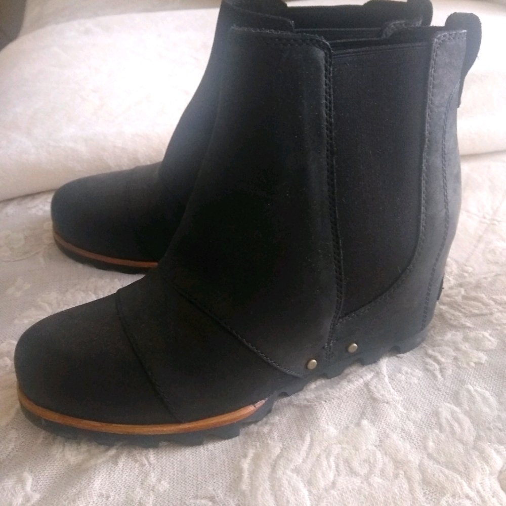 Sorel "Joan of Arctic" Boots